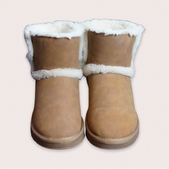 NWOT CALL IT SPRING | Women’s Vegan Warmm Faux Sheepskin Short Boots Cognac 9 - Picture 5 of 11